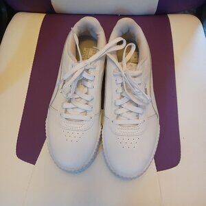 Ladies White Puma Sneakers, Sz 10